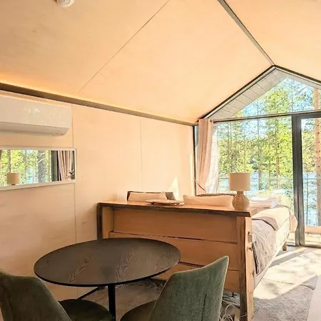 Hossaville Luxe West Ii *
